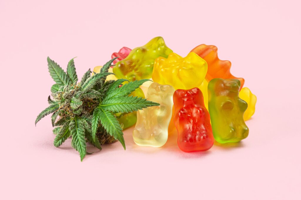 Find out the best gummy treats of CBD to get relief from pain and stress